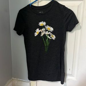 Grey t-shirt with flowers on it